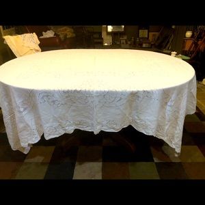Vintage Eyelet Hole Embroidered Tablecloth